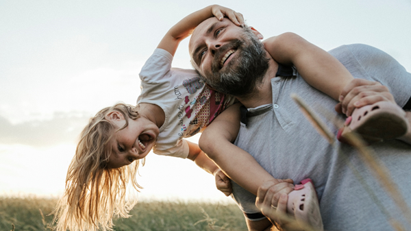 verhoging-van-pensioen-vader-dochter 600 x 337